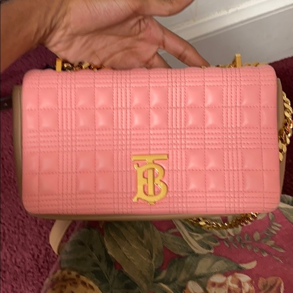 Burberry purse - Picture 1 of 4